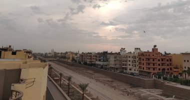 أمطار فى الأقصر وسط استعدادات لافتتاح طريق الكباش العالمى .. لايف وصور