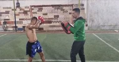 الصعيد مصنع الرجال.. أحمد البدوى بطل العالم فى الكيك بوكسنج من سوهاج (فيديو)