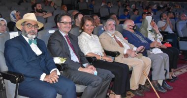 مائدة مستديرة عن الميكروتياترو ومدى الاستفادة منه فى مصر