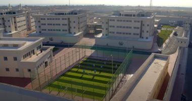 شاهد ملاعب خلف الأسوار بمركز الإصلاح والتأهيل على طريقة فيلم واحد صفر