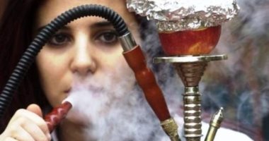 القانون يحظر تقديم الشيشة بالمقاهى إلا بترخيص خاص.. اعرف التفاصيل