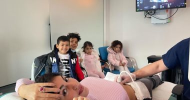 صديقة كريستيانو رونالدو تصطحب أطفالها لمشاهدة توأمها