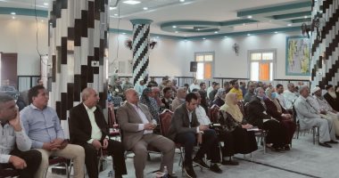 محافظ أسيوط يعقد جلسة تشاور بمركز الغنايم لمناقشة مشروعات الخطة الاستثمارية