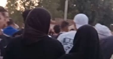 بث مباشر.. لحظة دفن قتيل الإسماعيلية بمقابر العائلة