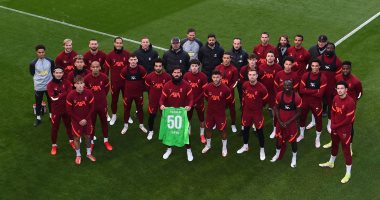 ليفربول يدعم ثنائي بورنموث ونورويتش بعد إصابتهما بالسرطان .. صور