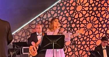 سميرة سعيد تختتم حفل الموسيقى العربية بـ"هوا هوا" وتؤكد: حرارتى 40 بس معنديش كورونا