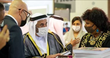 وزيرة الثقافة: حصول مصر على جائزتين بمعرض الشارقة يعكس خصوبة تربة الوطن