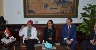 تعرف على لقاء رئيس جامعة الإسكندرية بوفد جامعة شيكاغو الأمريكية