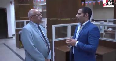 "اليوم السابع" داخل خط مياه القاهرة الساخن 125.. يستقبل مليون شكوى سنويا.. يتلقى 60 مكالمة فى الثانية.. رئيس الخط يحذر المواطن: "ما تشتريش شقة قبل ما تسأل عليها.. و48 ساعة فقط الفترة لتركيب العداد".. صور وفيديو