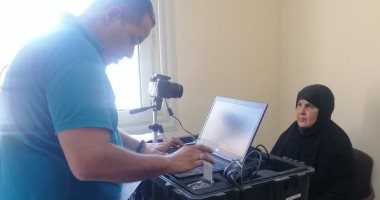"القومى للمرأة بالإسكندرية " يستخرج 131 بطاقة رقم قومى بالمجان لسيدات "بهيج"