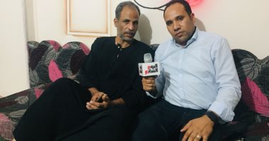 حادث الإسماعيلية.. المصاب الثانى فى الواقعة يروى الكواليس.. سليمان عايد: القاتل خدعنا برواية "كاذبة والمسدس كان لعبة".. وألقيت عليه حجارة لمحاولة السيطرة عليه لكنه طعننى بسلاح أبيض.. فيديو وصور