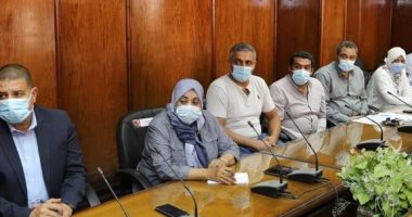 محافظ السويس يؤكد على سرعة الانتهاء من توصيل المرافق العامة بقرية عامر
