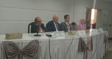 رئيس جامعة بنها يفتتح فعاليات دورة التخطيط الاستراتيجي ومنهجيته .. صور