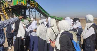 ضمن مبادرة حياة كريمة.. زيارة ميدانية لطالبات لمصنع إعادة تدوير المخلفات بنجع حمادى