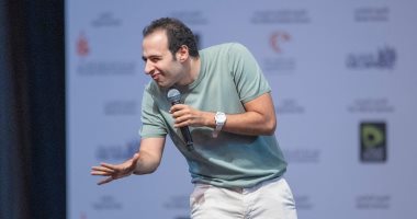 "الدحيح" فى الشارقة: يجب الحرص على انتقاء الكتب الممتعة.. والشغف أصل المعرفة