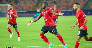 ديانج يحتفل بالفوز بديربى القمة ويهدى هدفيه فى الزمالك لزوجته
