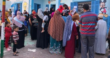 جامعة المنصورة تطلق قافلتها المتكاملة ضمن" حياة كريمة" بقرية دنجواي بشربين.. فيديو