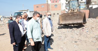 رفع 14 ألف طن قمامة من التراكمات ضمن خطة استعادة الوجه الحضارى ببنى سويف.. صور