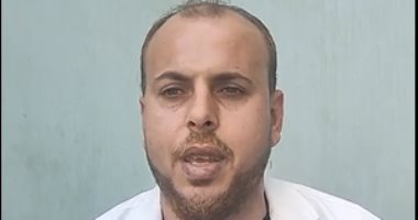 العلاج بالفن.. أحمد مساعد طبيب بالشرقية يخفف آلام المرضى بالغناء.. لايف