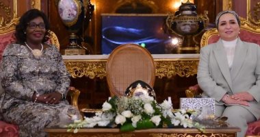 قرينة الرئيس تلتقى السيدة الأولى لإفريقيا الوسطى.. وتؤكد: مصر عززت مكانة المرأة