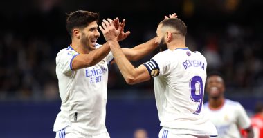 ريال مدريد يتخطى رايو فاليكانو بصعوبة ويتصدر الدوري الإسباني