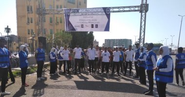 ماراثون جرى بطول 5 كيلو بكورنيش النيل بمدينة أسوان.. صور