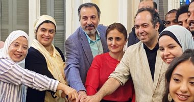 تكريم متطوعي ملتقى المسرح الجامعى بالمركز الثقافى الروسى 
