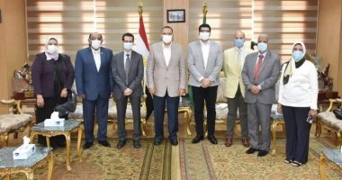 محافظ الشرقية يلتقي رئيس الرعاية الصحية لتقديم خدمات الرعاية الأولية بالتضامن 