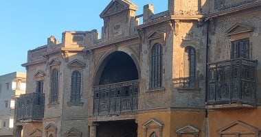 تحفة عمرها 150 سنة وما زالت صامدة.. حكاية أقدم وأفخم قصر فى الشرقية.. "سرايا حسن بك" أشهر قضاة القرن الماضى.. الأهالى: لم ينجب أبناء والورثة هم أحفاده من الأشقاء أشهرهم منتج سينمائى.. فيديو وصور