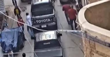 المتهم بقتل والديه يمثل الجريمة أمام النيابة العامة في الإسكندرية