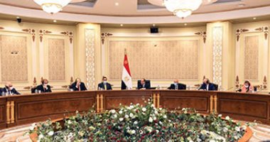 الرئيس السيسي يشارك فى مائدة مستديرة لمؤتمر النقل الذكى مع رؤساء شركات عالمية
