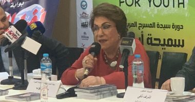 إلهام شاهين فى ندوة سميحة أيوب بشرم الشيخ المسرحى: احتوتنى وأنا فى بداياتى