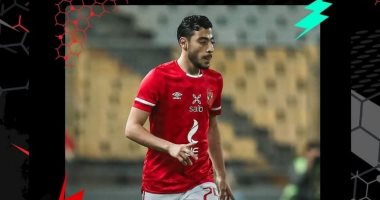 الأهلي يحتفل بعيد ميلاد أكرم توفيق الـ24
