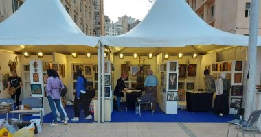 معرض المنتجات التراثية والحرفية بجامعة الإسكندرية.. صور