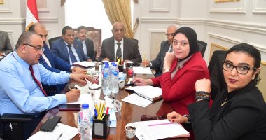 "طاقة الشيوخ" تبحث إنشاء بنك للكوادر البشرية وإعادة تنظيم الأعلى للطاقة