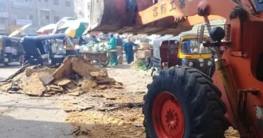 بدء أعمال تطوير ميدان البنك الأهلى ورصف 12 شارعا بمطاى فى المنيا