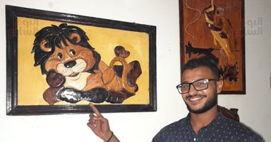 مبدعون تحت مظلة التعليم.. طلاب التربية النوعية بأسوان ينظمون معرضا للفنون.. ميار تحكى عن أسرار الكآبة فى لوحاتها.. إسراء شاركت فى 4 معارض بلوحتى"الحضارات" و"السند".. وثقافة الشعوب تظهر فى مشغولات إسلام الجلدية