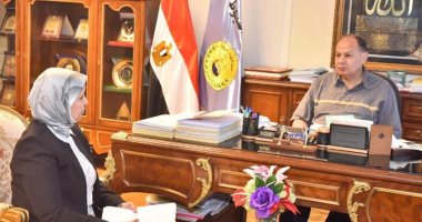 محافظ أسيوط يوجه بالنهوض بمشروعات "حياة كريمة" وإنجاز ملف التقنين