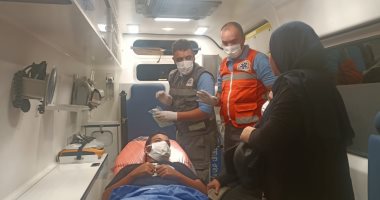 الرئيس الإنسان.. الرئيس السيسى يستجيب لاستغاثة الشاب هادى محمدى ويوجه بإجراء عملية زراعة كلى له.. الصحة تدفع بفريق طبى وسيارة إسعاف لنقل المريض مع والدته إلى معهد الكلى.. وإجراء الجراحة الأسبوع المقبل.. صور 