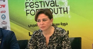 إلهام شاهين: أعود للمسرح برواية جديدة جريئة من إخراج سميحة أيوب