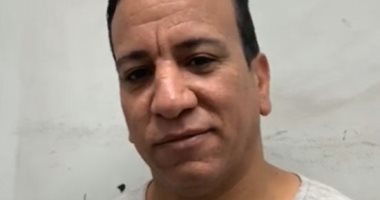 غنى لعبدالحليم ومحمد فؤاد.. عبده الكوتش بيقلد المشاهير (فيديو)