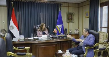 محافظ دمياط تستقبل رئيس هيئة الأبنية التعليمية لمناقشة الموقف التنفيذى لمشروعات الهيئة