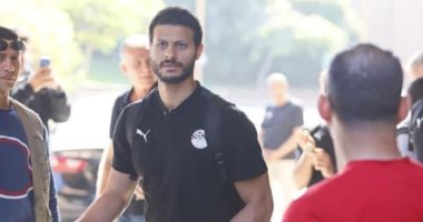 شاهد.. مغادرة منتخب مصر إلى أنجولا من برج العرب
