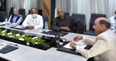 محافظ أسوان يقرر زيادة فصول التمريض إلى 10 بالمدن والمراكز