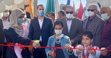 محافظ كفر الشيخ يفتتح ملعبا قانونيا بمركز شباب قبريط.. صور