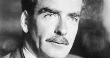 سعيد الشحات يكتب: ذات يوم.. 10 نوفمبر 1956.. إذاعات العالم تتحدث عن إصابة «أنتونى إيدن» رئيس وزراء بريطانيا بحالة نفسية سيئة بسبب فشل العدوان على بورسعيد