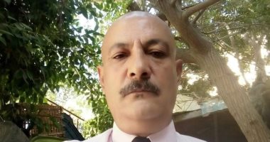حكاية مدير مدرسة توفى فى الطابور.. وطلابه يقيمون سرادق عزاء أمام المدرسة