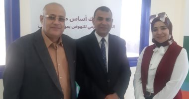 "النيل للإعلام" بسوهاج ينظم دورة تدريبية عن إعداد الشباب لسوق العمل.. صور