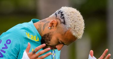 نيمار "نيو لوك" قبل مواجهة البرازيل ضد كولومبيا فى تصفيات كأس العالم