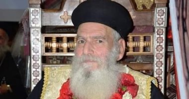 وفاة راعى كنيسة مارجرجس بالفيوم.. والمطرانية تضع برنامجا لصلوات الوداع والجنازة